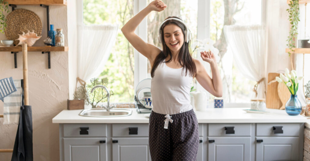 Você vai se surpreender: a limpeza energética com água da chuva que está viralizando entre as donas de casa